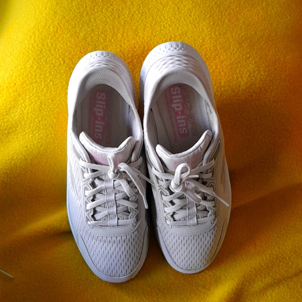 Skechers Women's White Athletic Shoes